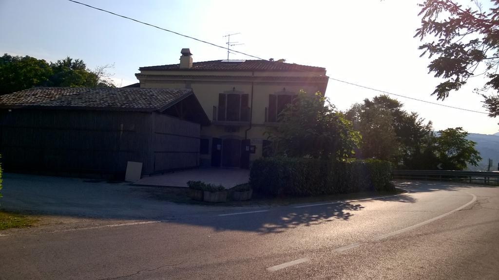 Agriturismo Za Beata Panzió Penna Sant'Andrea Kültér fotó